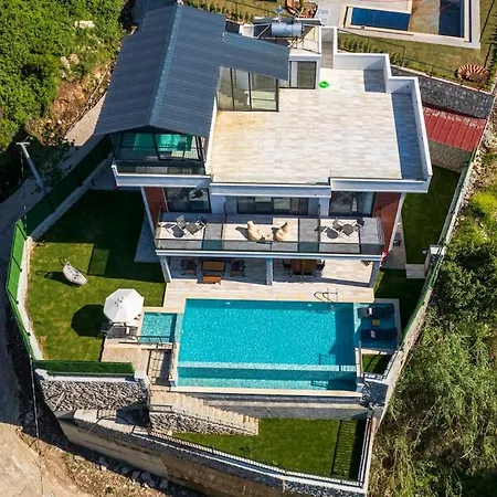 With Sea View And Heated Pool Mariposa *