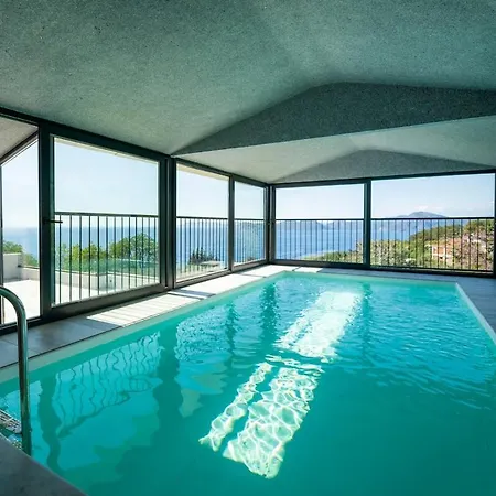 With Sea View And Heated Pool Mariposa