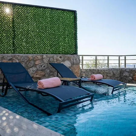 Villa With Sea View And Heated Pool Mariposa *