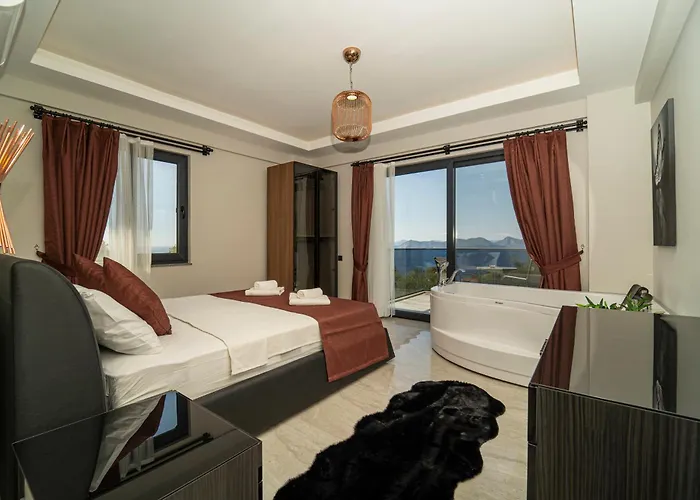 With Sea View And Heated Pool Mariposa
