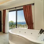 With Sea View And Heated Pool Mariposa 빌라 *