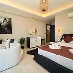 With Sea View And Heated Pool Mariposa 빌라 *