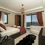 With Sea View And Heated Pool Mariposa