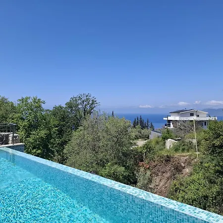 With Sea View And Heated Pool Mariposa 빌라
