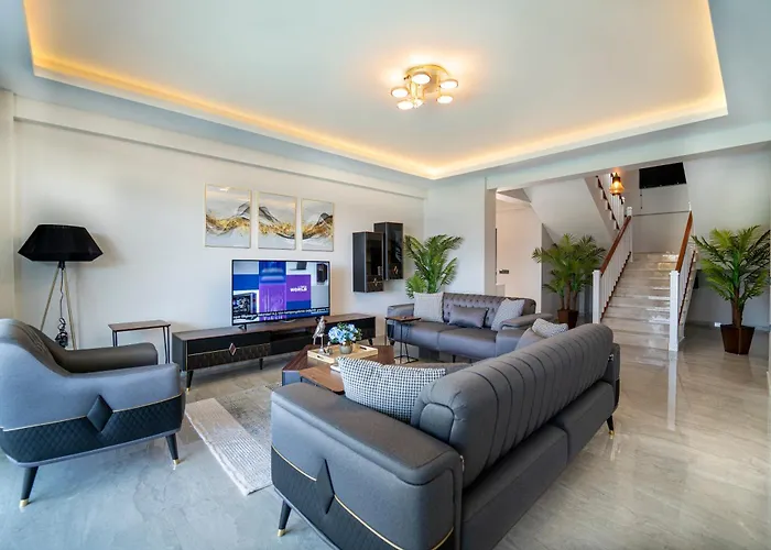 With Sea View And Heated Pool Mariposa Villa