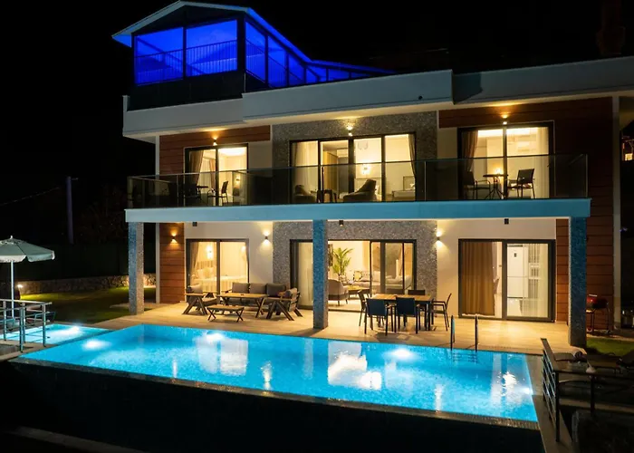 With Sea View And Heated Pool Mariposa Fethiye