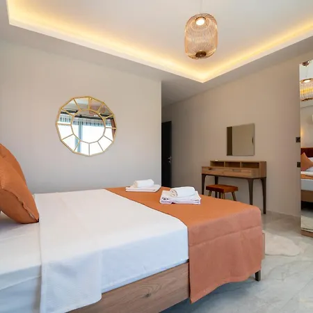 With Sea View And Heated Pool Mariposa ヴィラ フェティエ